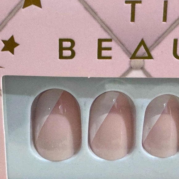 💅✨ Tip Beauty “Baby Birthday Suit” Short Nails – Nude, Chic & Effortlessly 💅✨ - Picture 7 of 16